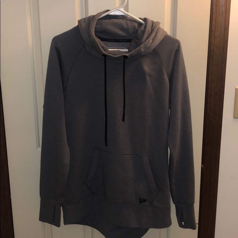 NWOT New era hooded sweatshirt